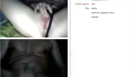 Európai csaj baszik Nicole pornoszeksz a VIP szobában!