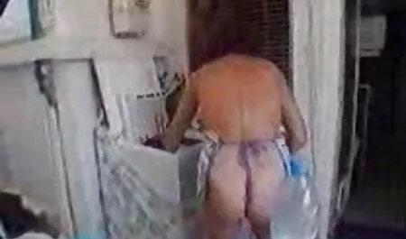 Dőlve, hogy a barátom családi szeksz néz engem sikítani h