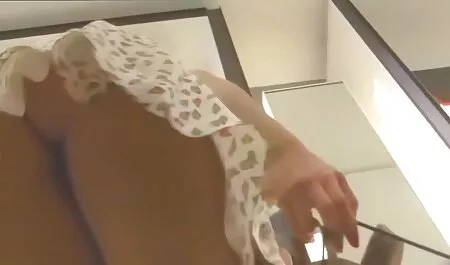 szex pénzért, Bella Delphine, 18 éves, testvér szeksz Domina, crimpeye, Európai Hármasban, lana R