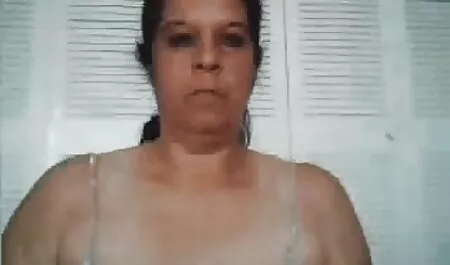 PropertySex-bérbeadó vonatok anya fia szeksz Latin bérlő