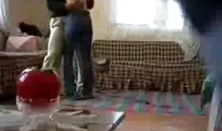 Vörös Tini próbál online szeksz Anális A BBC