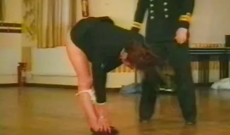 Sovány cseh lány zuhany durva szeksz
