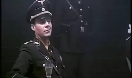 Shadyprower egy cseh lány által értékesített barátja, kemény anya lánya szeksz egy harmadik ember.