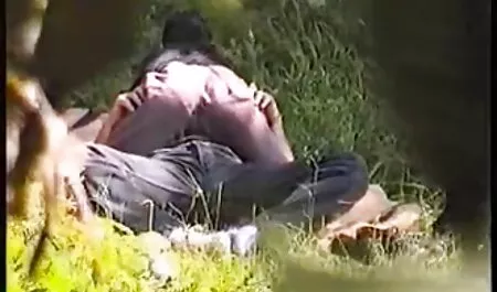 Alkalmi szórakoztató csoport szeksz egy tini