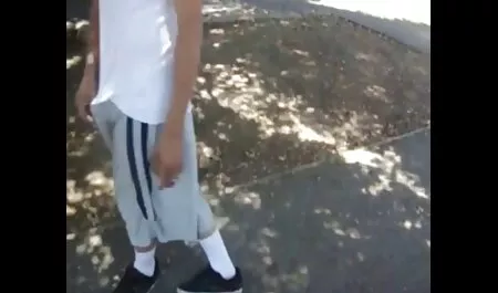 Aranyos solo lány maszturbál szeksz filmek ingyen a kamera előtt