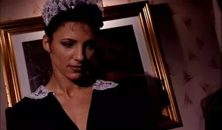 Louise csillogó seggét aranyos német lányok! ingyen szeksz film