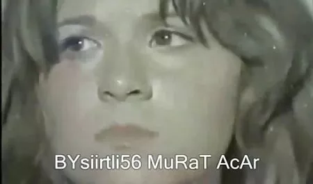 Britney szeksz xxx vesz egy hosszú zuhany, deepthroats