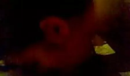 Szőke irodai lány jön dolgozni napi szeksz pornó rábaszik