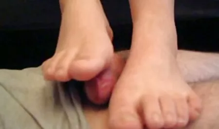 Kanos kurva Sara Stoner szereti pornoszeksz a kövér kakas