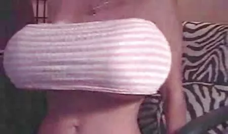 Apró Élő-ErotiqueTV porno szeksz