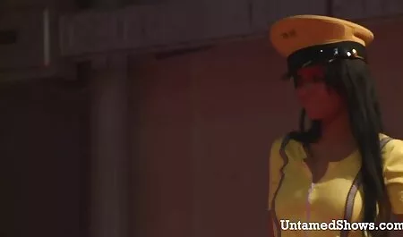 Vékony, szeksz anyával fekete lány stroke kakas