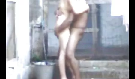 SexBabesVR - 180 erőszakos szeksz VR pornó-kanos fogott Julia Parker