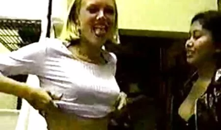 Baszik egy pár tele szeksz porno vágy