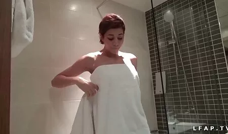 Chad vesz egy szeksz porno video nagy nyomtávú tini kakas a seggét